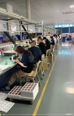 曲靖招聘普工/技工/庫管/其他:工廠主要生產(chǎn)電子產(chǎn)品 【手機(jī)攝像頭 監(jiān)控?cái)z像頭 無人機(jī)攝像頭 手機(jī)零配件 】 小型家電 - 曲靖微同城